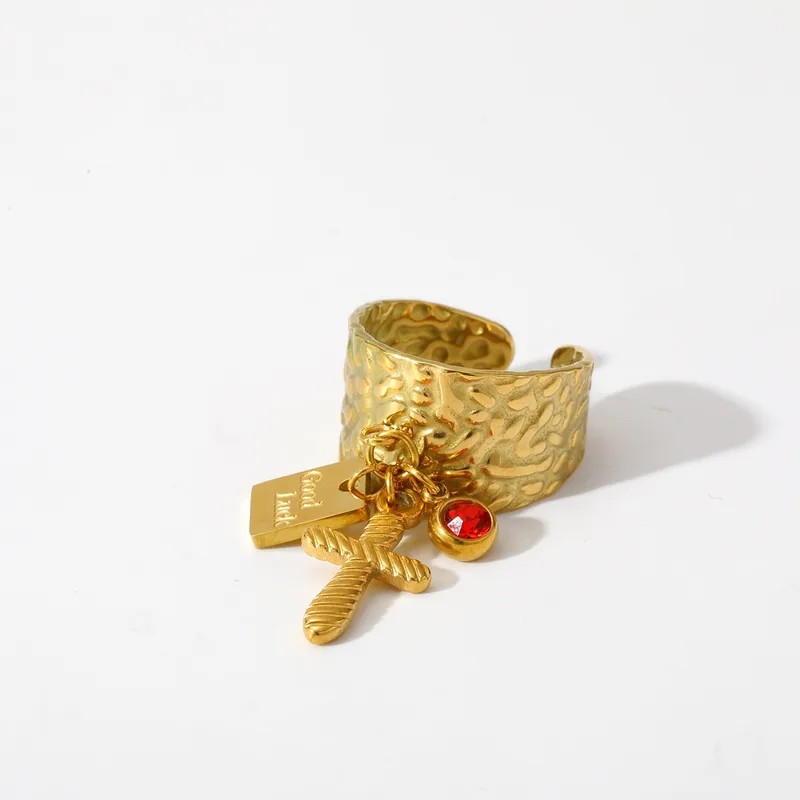 Textured Dangle Medallion Ring