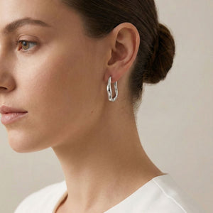 Soft Curve Hoop Earrings